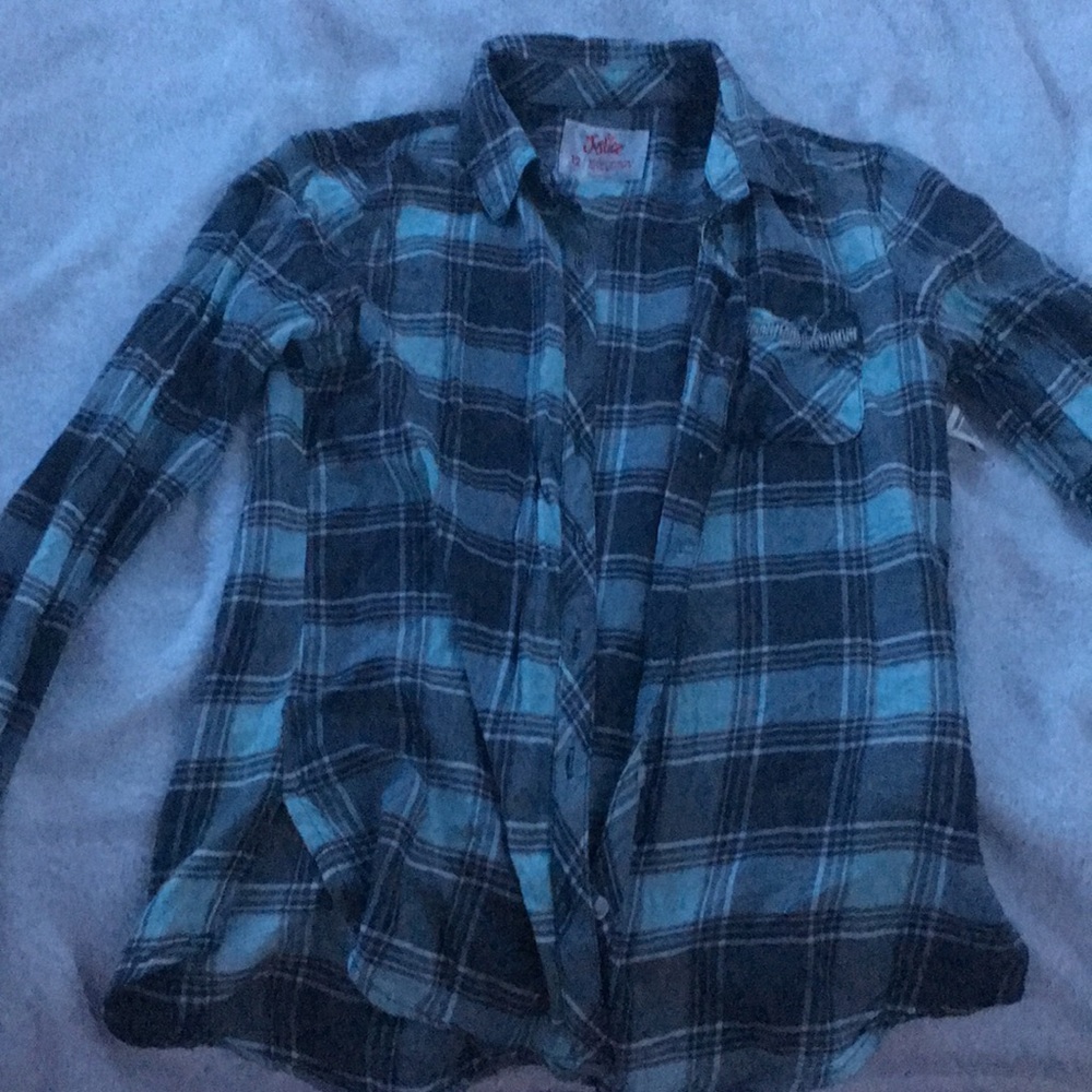 Plaid justice top